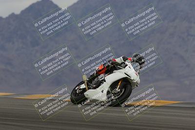 media/Jan-15-2023-SoCal Trackdays (Sun) [[c1237a034a]]/Turn 9 (2pm)/